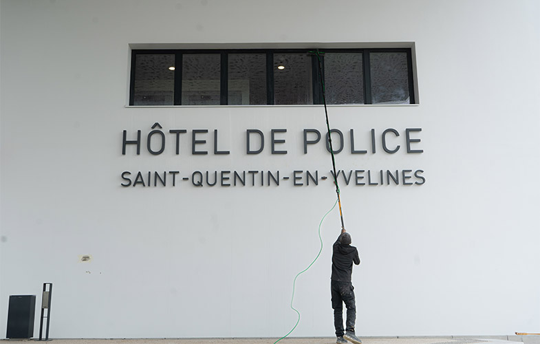 Nettoyage en hauteur : sécurité et réglementation